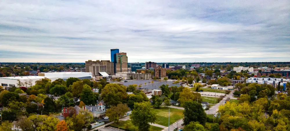 Aerial view of Lexington, Kentucky showing neighborhoods near addiction rehab and therapy centers.